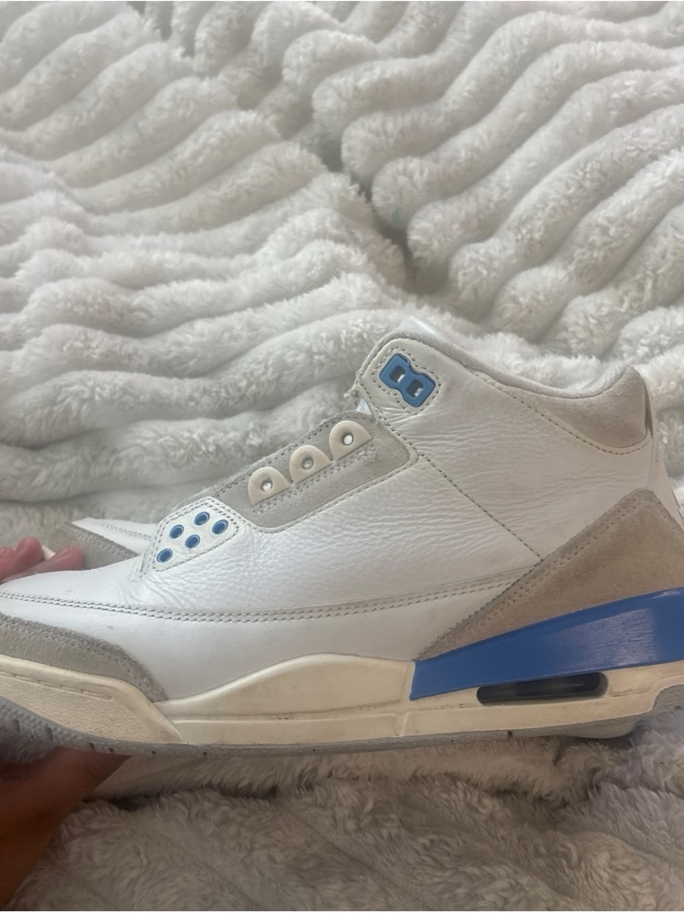 Jordan White and Blue Leather Low-Top Sneaker